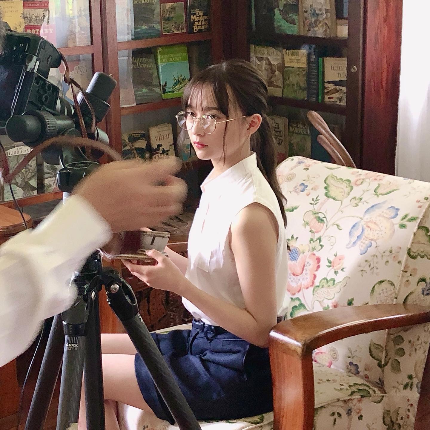 鈴木絢音さん写真集